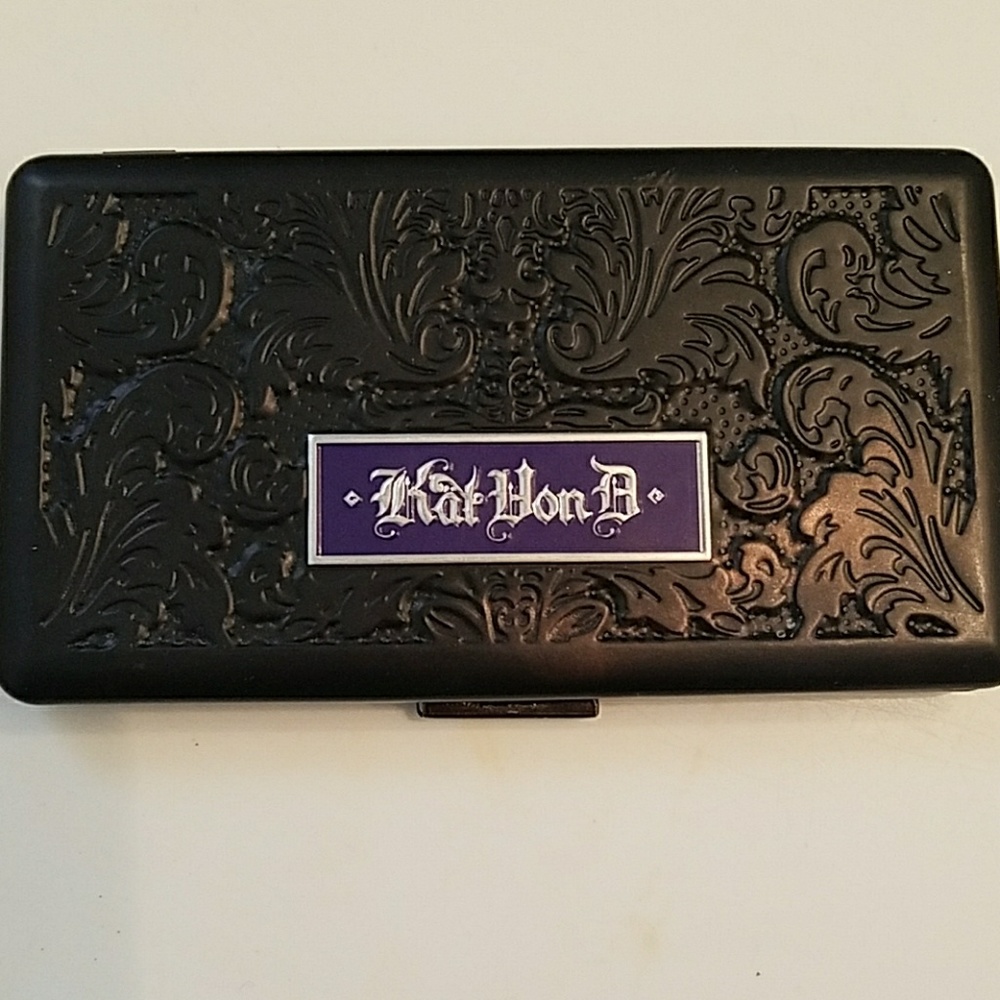 Kat Von D poetica